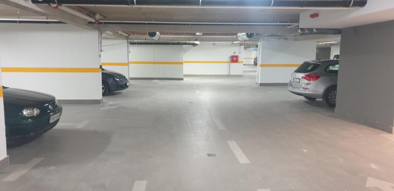 Golden Studio - Private Parking Дубровник Екстериор снимка